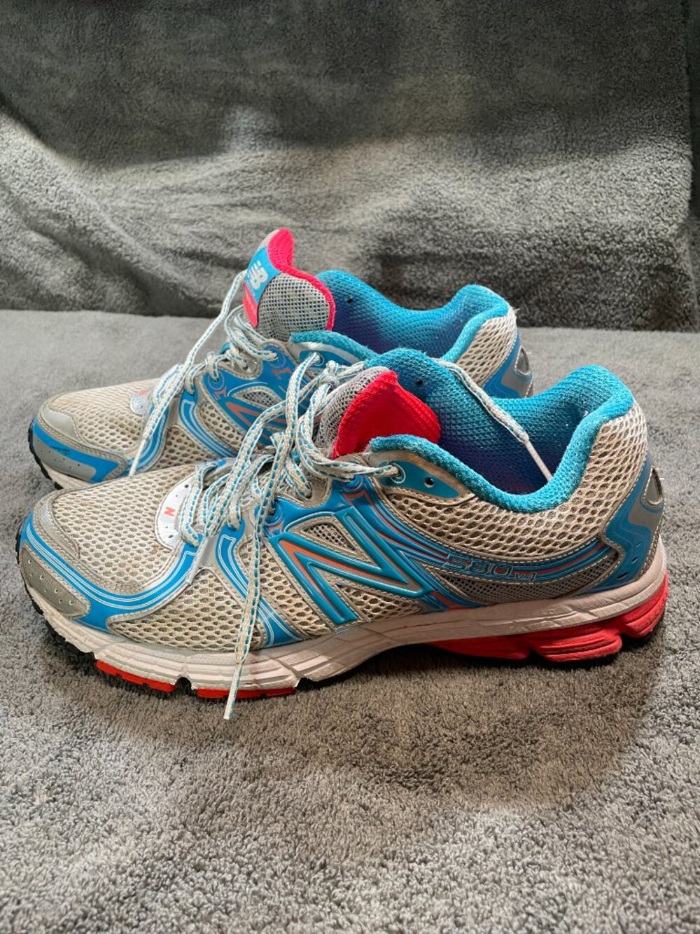 New Balance 580 V4 Running Shoes Sneakers Womens Size 10 Gray Blue Pink W580WP4 - Picture 5 of 15